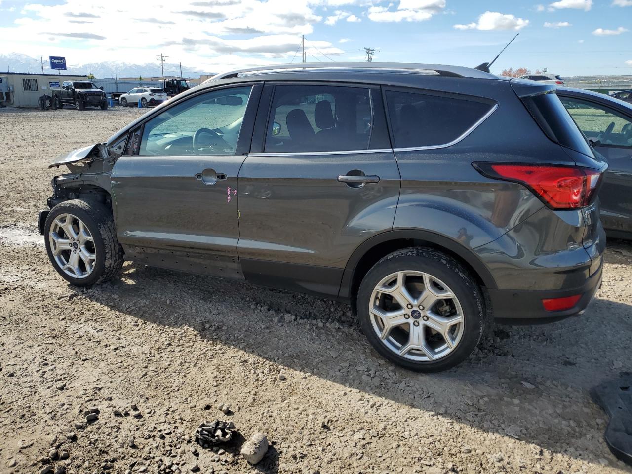 1FMCU0J98KUA55205 2019 Ford Escape Titanium