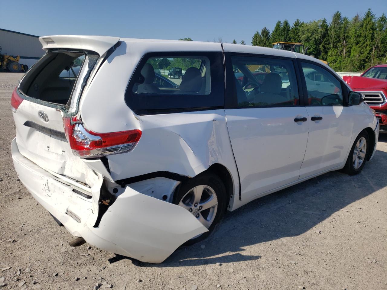 5TDZK3DC6DS364529 2013 Toyota Sienna