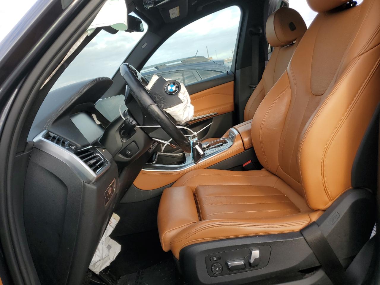 5UXCR6C54KLL01870 2019 BMW X5 xDrive40I