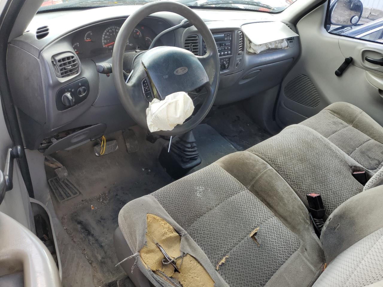 1FTRX18W01NB32715 2001 Ford F150