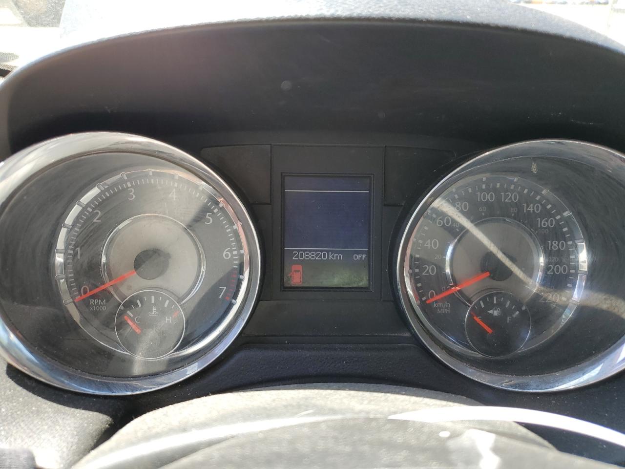 2A4RR8DG4BR603796 2011 Chrysler Town & Country Touring L