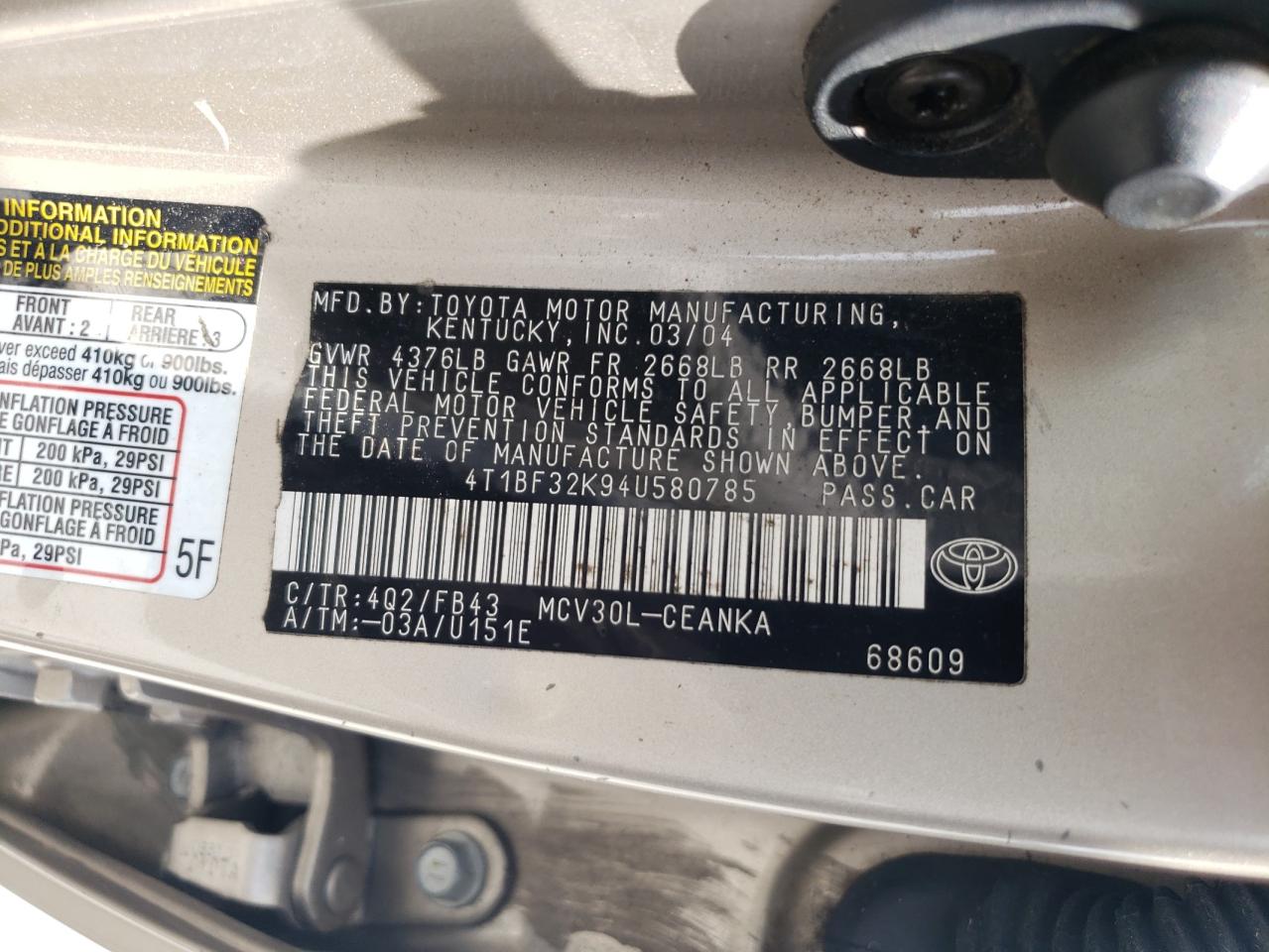 4T1BF32K94U580785 2004 Toyota Camry Le