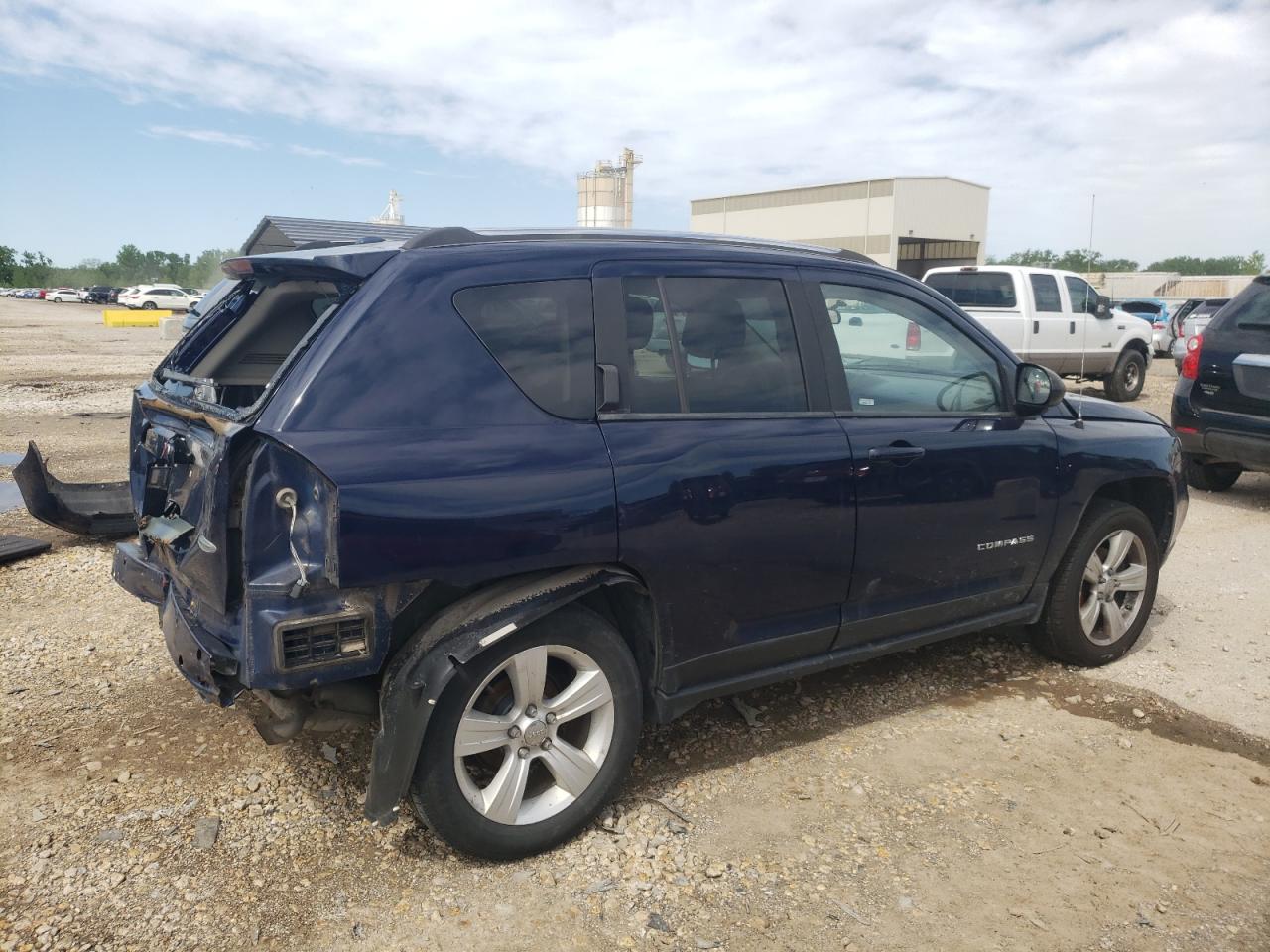 Lot #2960429126 2012 JEEP COMPASS LA