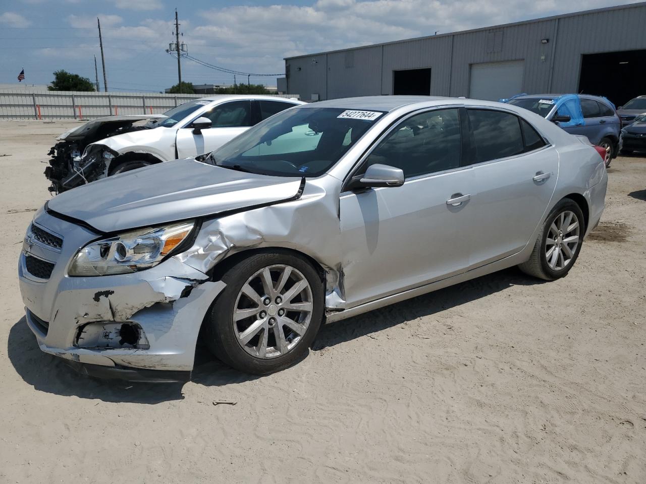 1G11E5SA1DF275266 2013 Chevrolet Malibu 2Lt