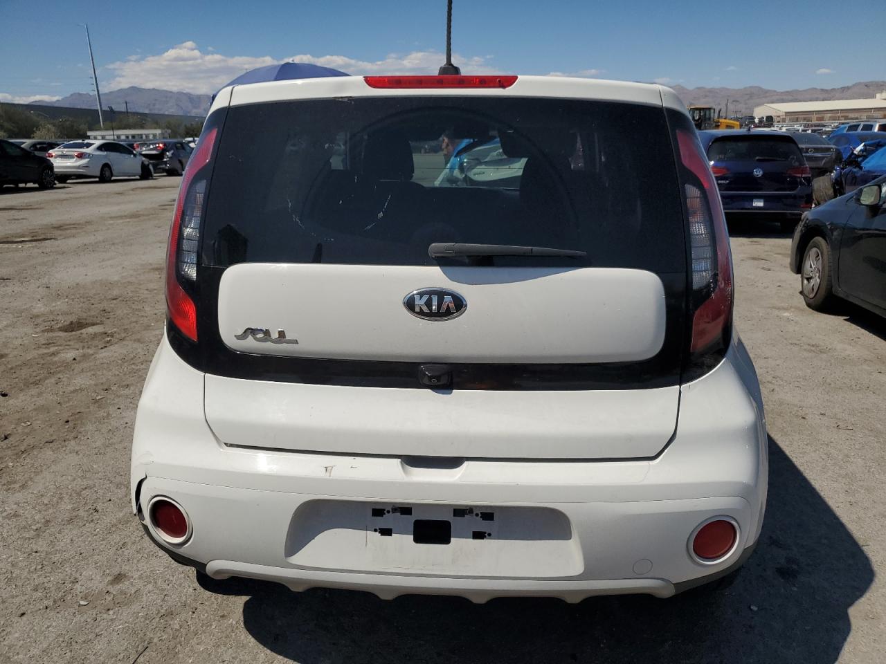 KNDJP3A54K7662329 2019 Kia Soul +