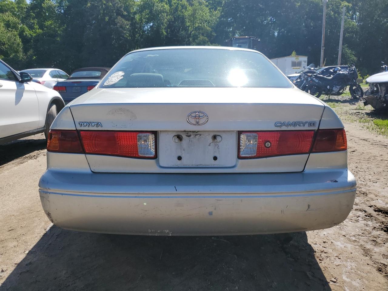 4T1BG22KXYU675269 2000 Toyota Camry Ce