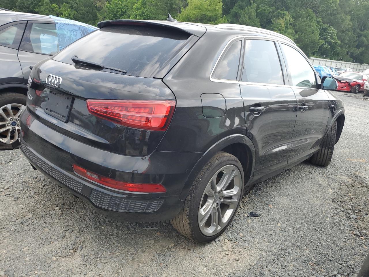 2016 Audi Q3 Prestige vin: WA1FFCFS2GR023072