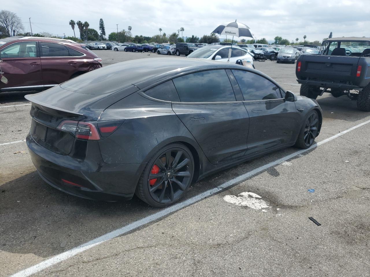 5YJ3E1EB6KF425709 2019 Tesla Model 3