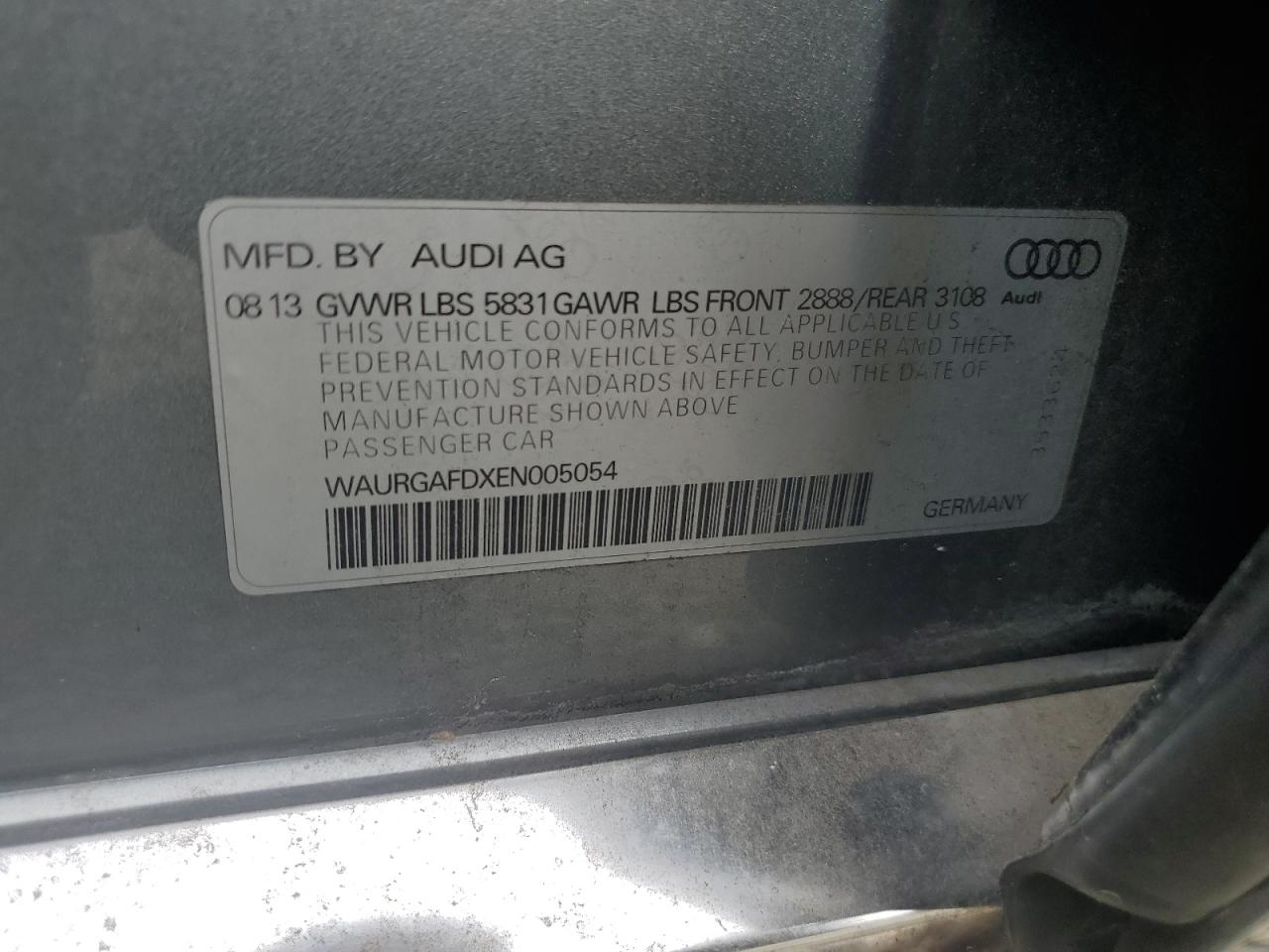 WAURGAFDXEN005054 2014 Audi A8 L Quattro