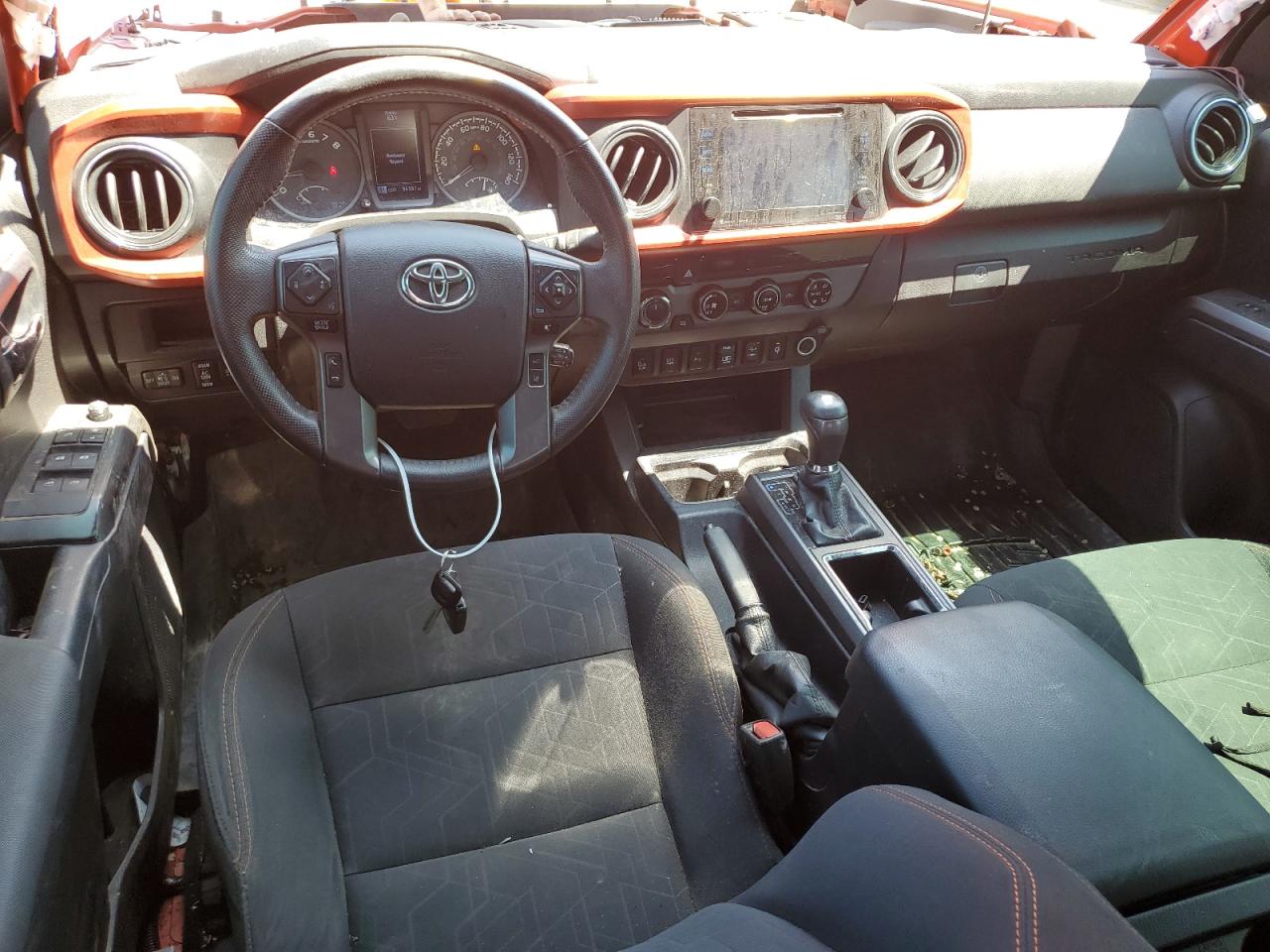 3TMCZ5AN1JM143144 2018 Toyota Tacoma Double Cab