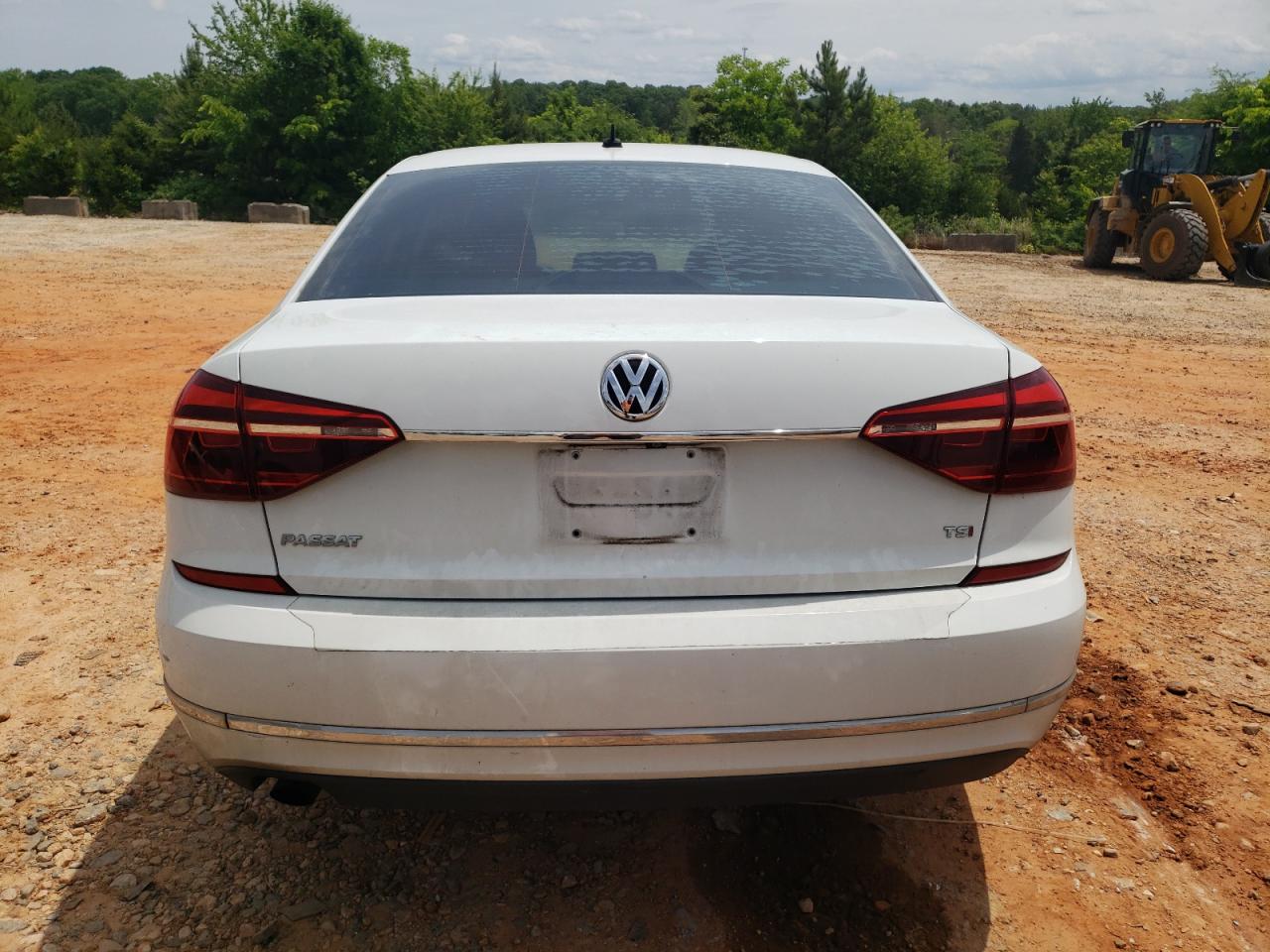1VWAT7A37HC003420 2017 Volkswagen Passat S