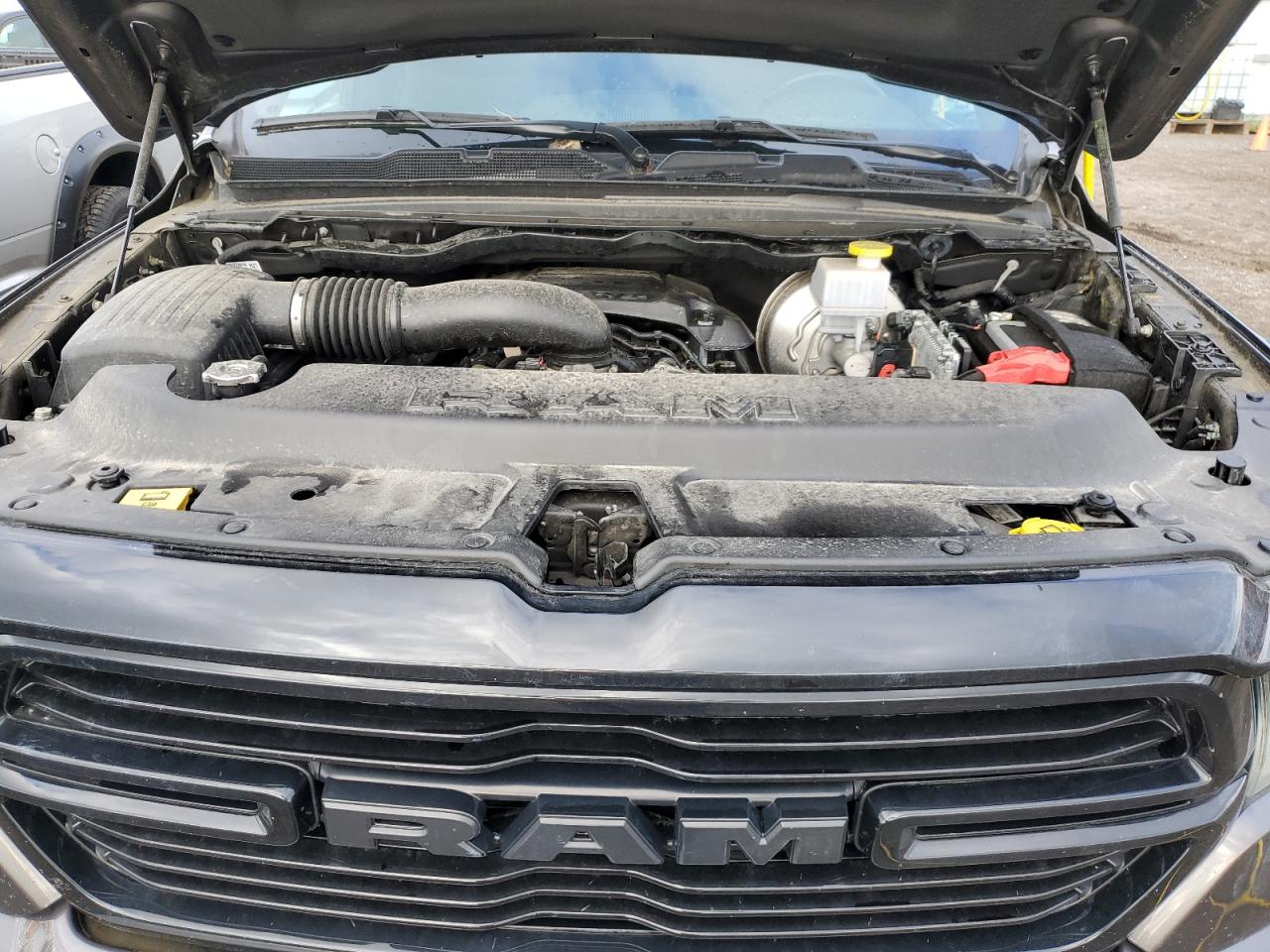 1C6SRFVT8NN242010 2022 Ram 1500 Sport