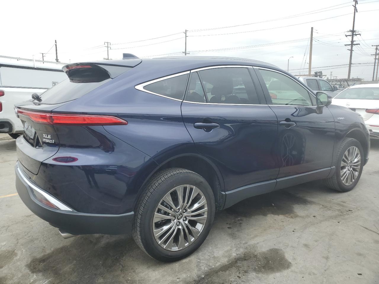 2021 Toyota Venza Le vin: JTEAAAAH3MJ016054