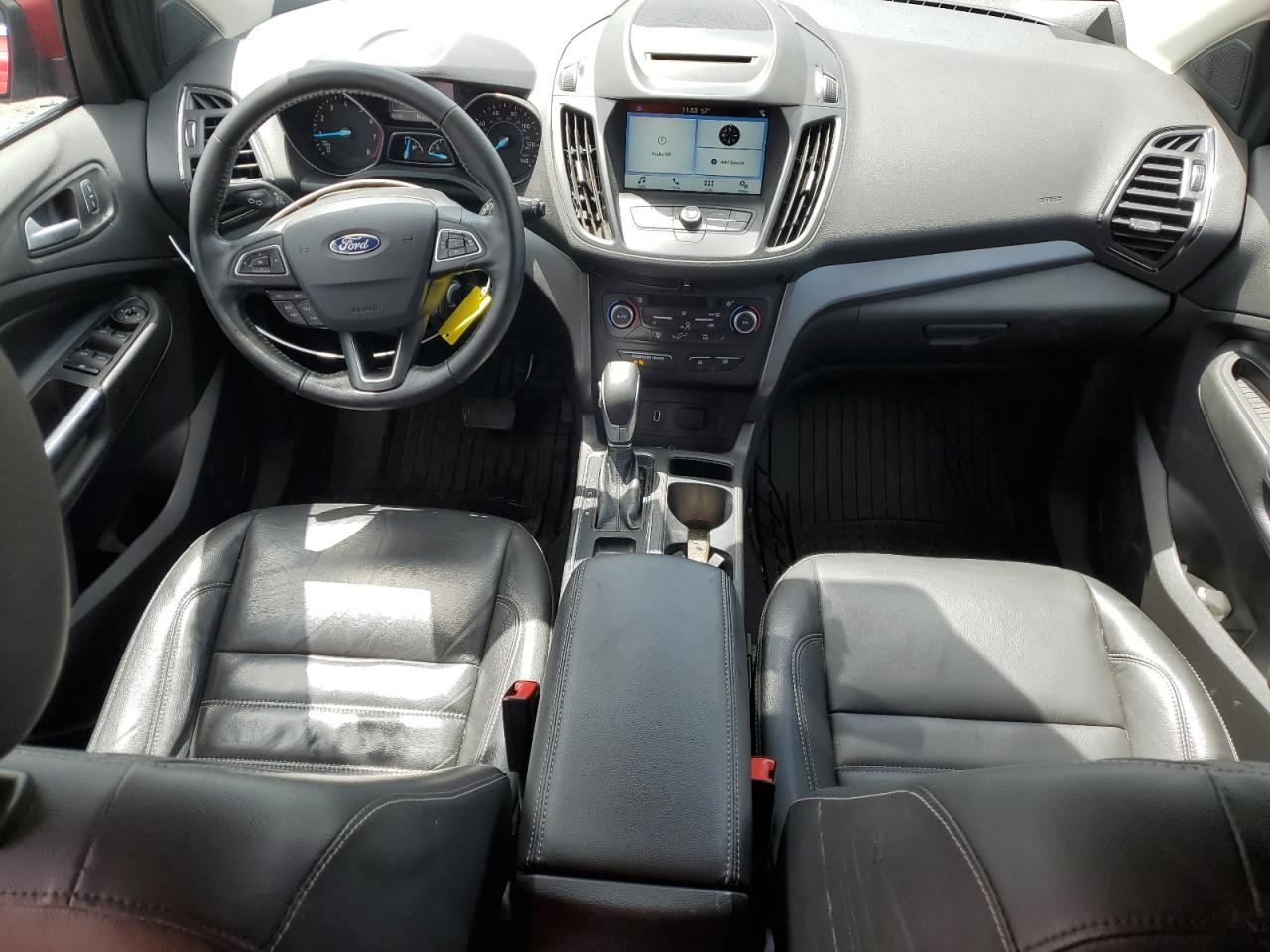 1FMCU9HD4JUD24782 2018 Ford Escape Sel