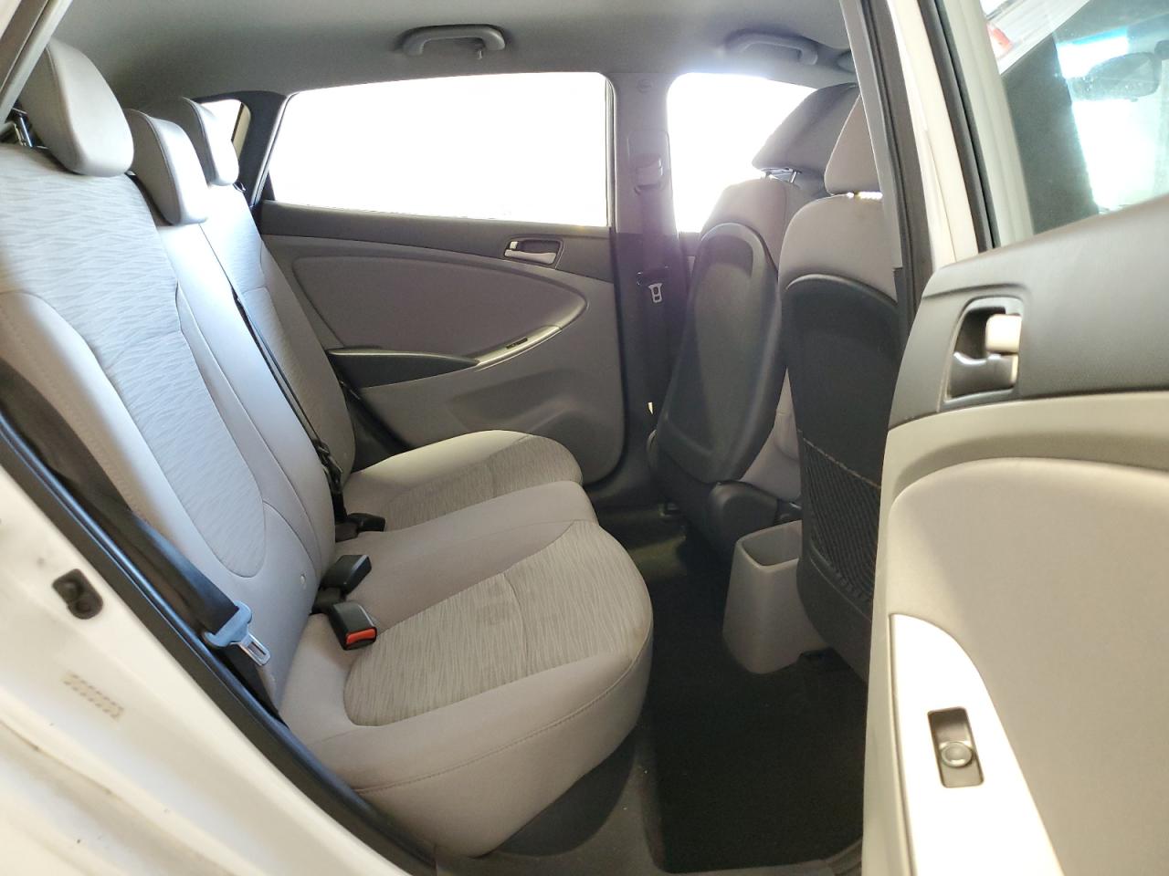 KMHCT5AE7HU307600 2017 Hyundai Accent Se