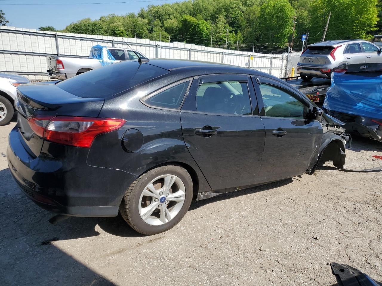 1FADP3F2XEL374179 2014 Ford Focus Se