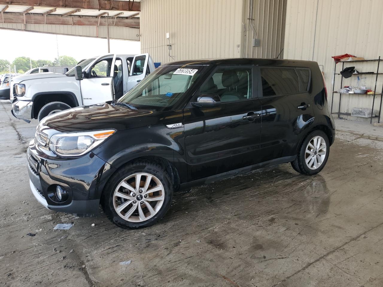 KNDJP3A51K7630924 2019 Kia Soul +