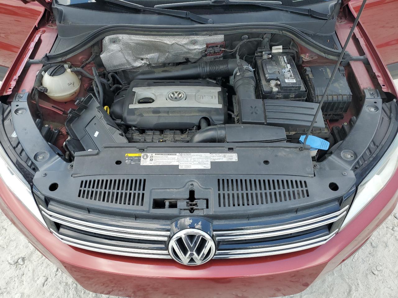 WVGAV7AX7FW065178 2015 Volkswagen Tiguan S