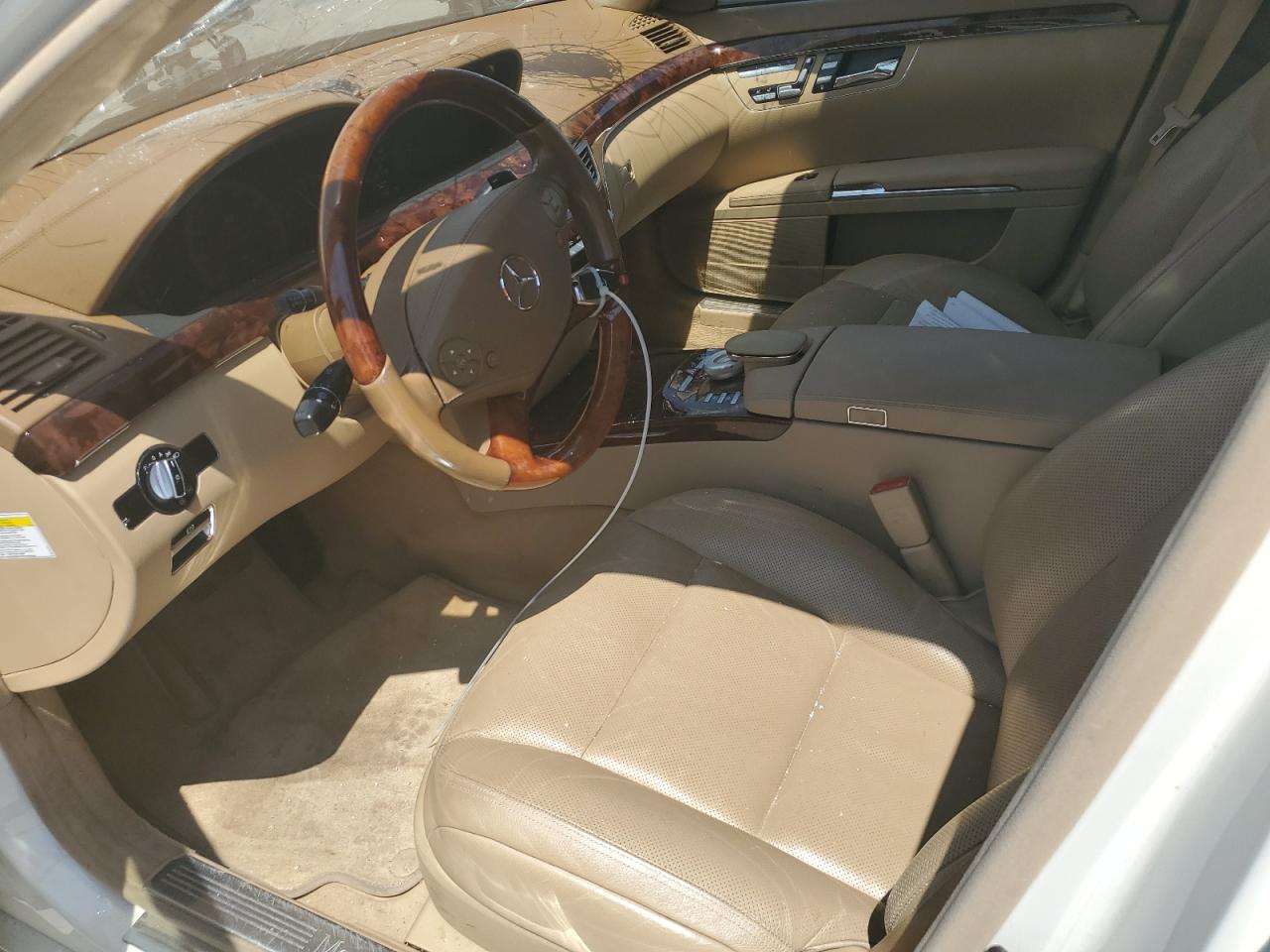 WDDNG7BB9AA338992 2010 Mercedes-Benz S 550