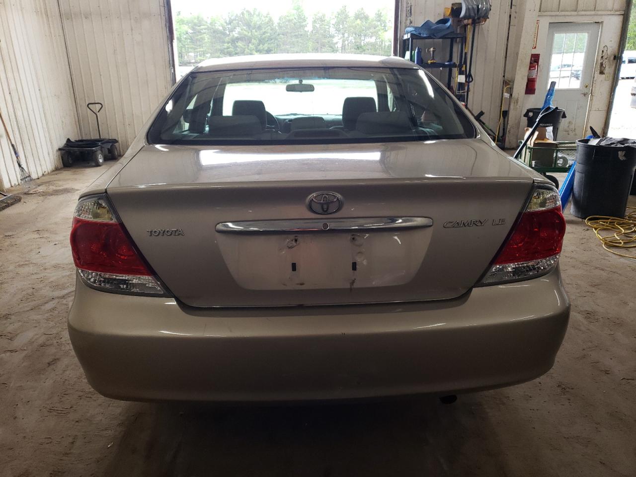 4T1BE32K65U026947 2005 Toyota Camry Le