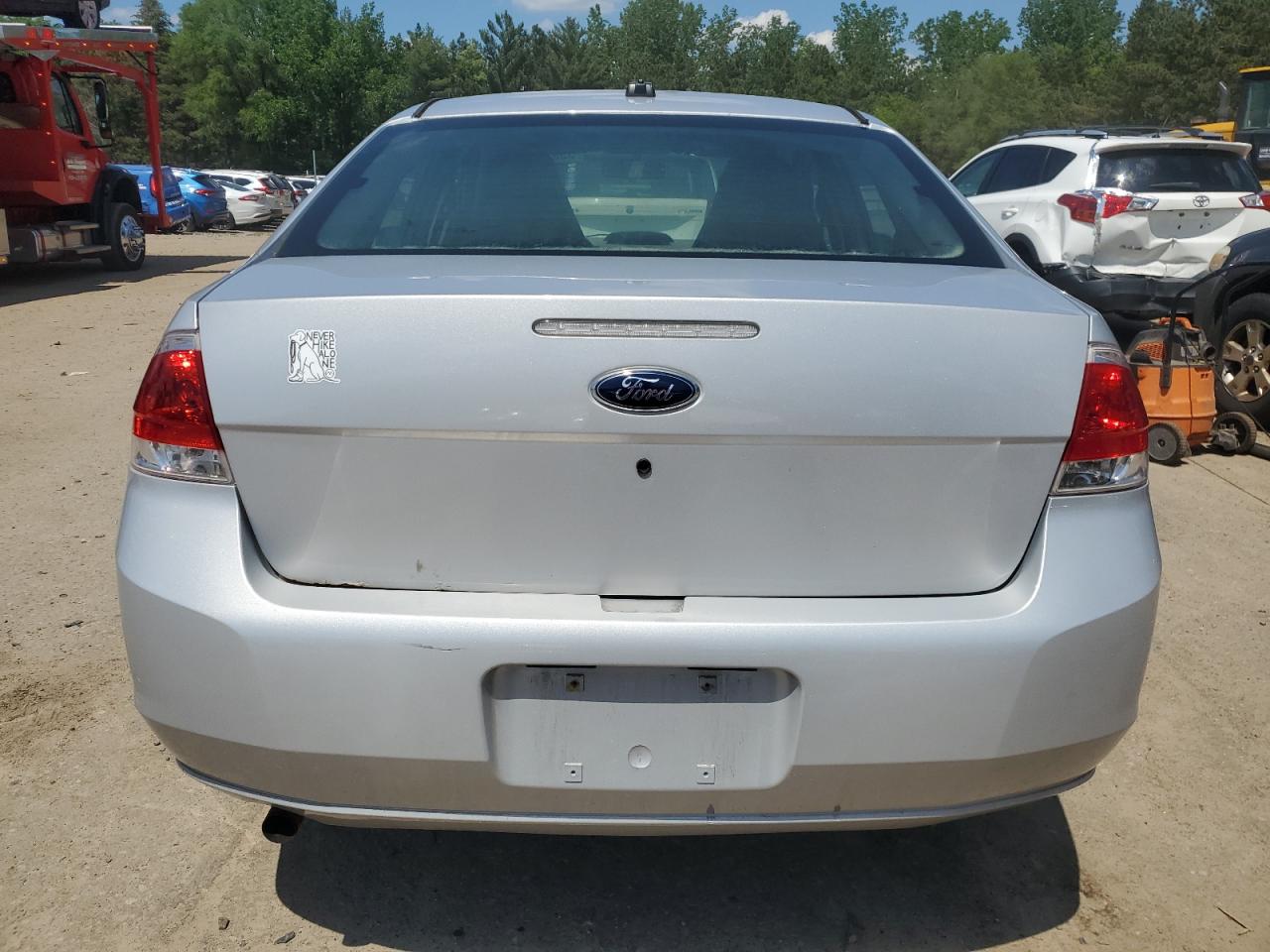 1FAHP34N28W135663 2008 Ford Focus S/Se