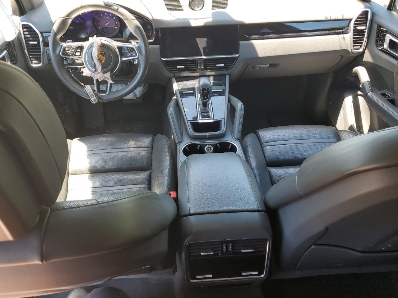 WP1AA2AY7KDA14005 2019 Porsche Cayenne