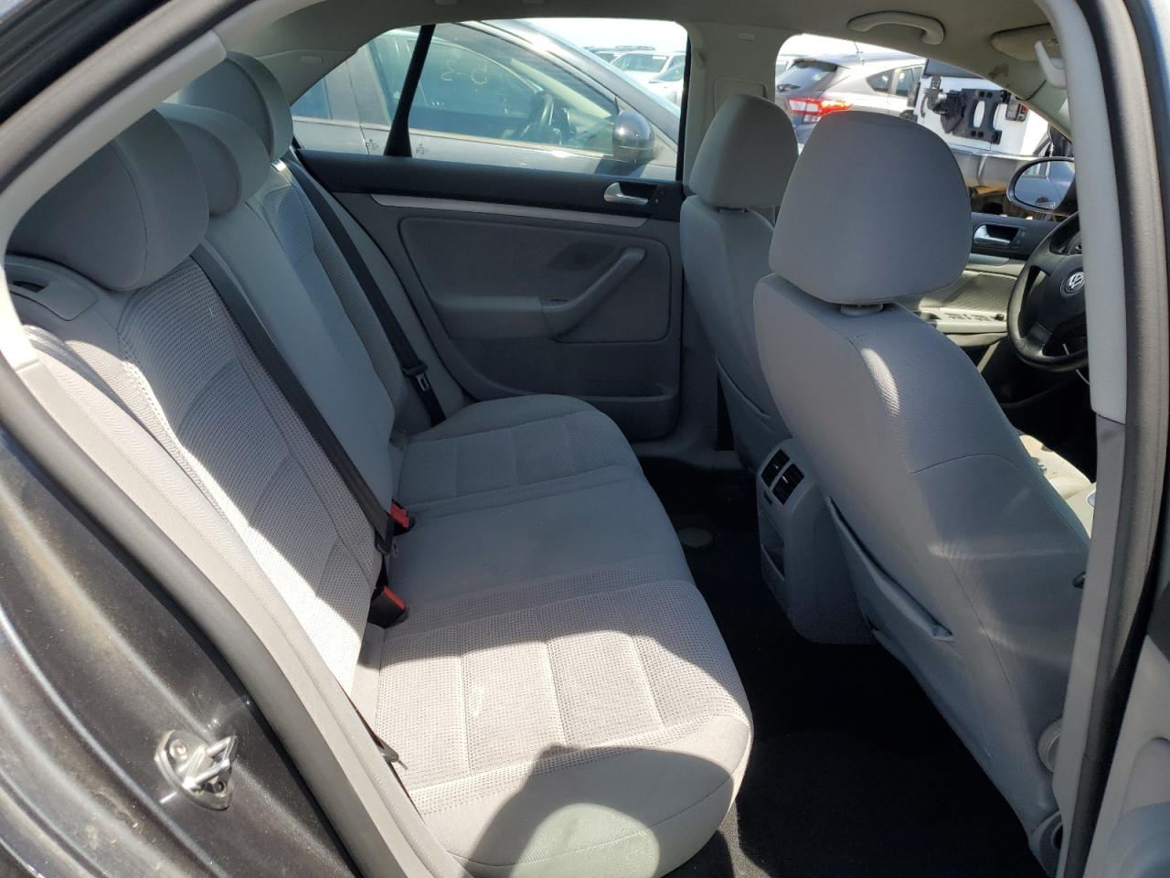 3VWJZ71K18M123881 2008 Volkswagen Jetta S