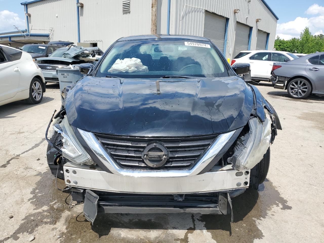 2018 Nissan Altima 2.5 vin: 1N4AL3AP4JC133925