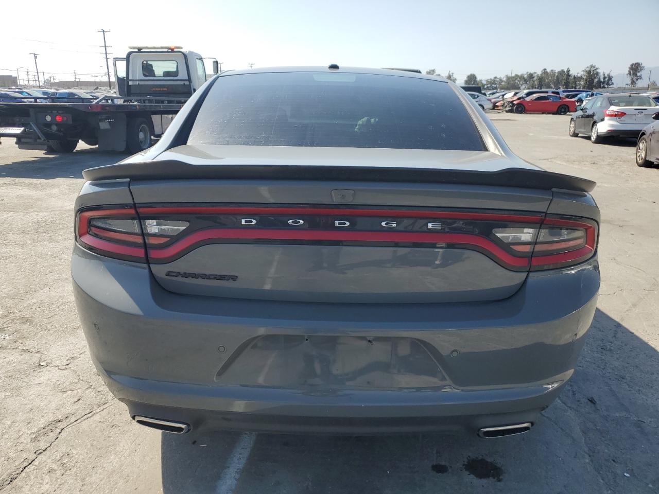 2C3CDXBG1JH337394 2018 Dodge Charger Sxt