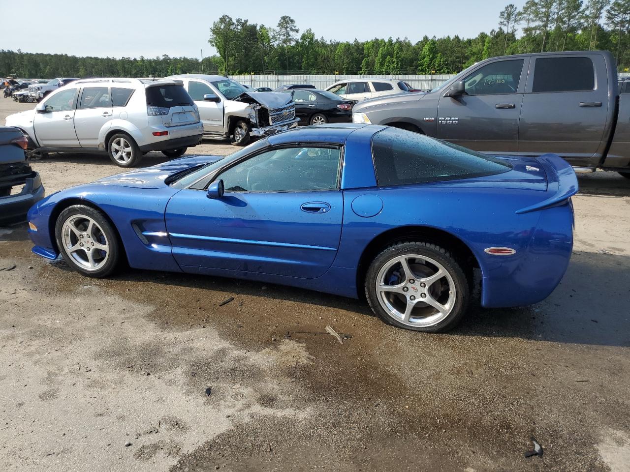 1G1YY22G835104138 2003 Chevrolet Corvette