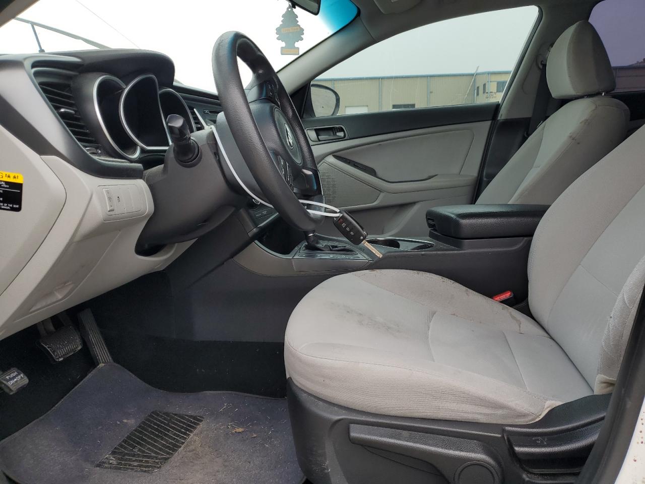 KNAGM4A79F5597759 2015 Kia Optima Lx