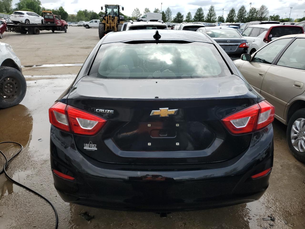 2019 Chevrolet Cruze Ls vin: 1G1BC5SM5K7128556