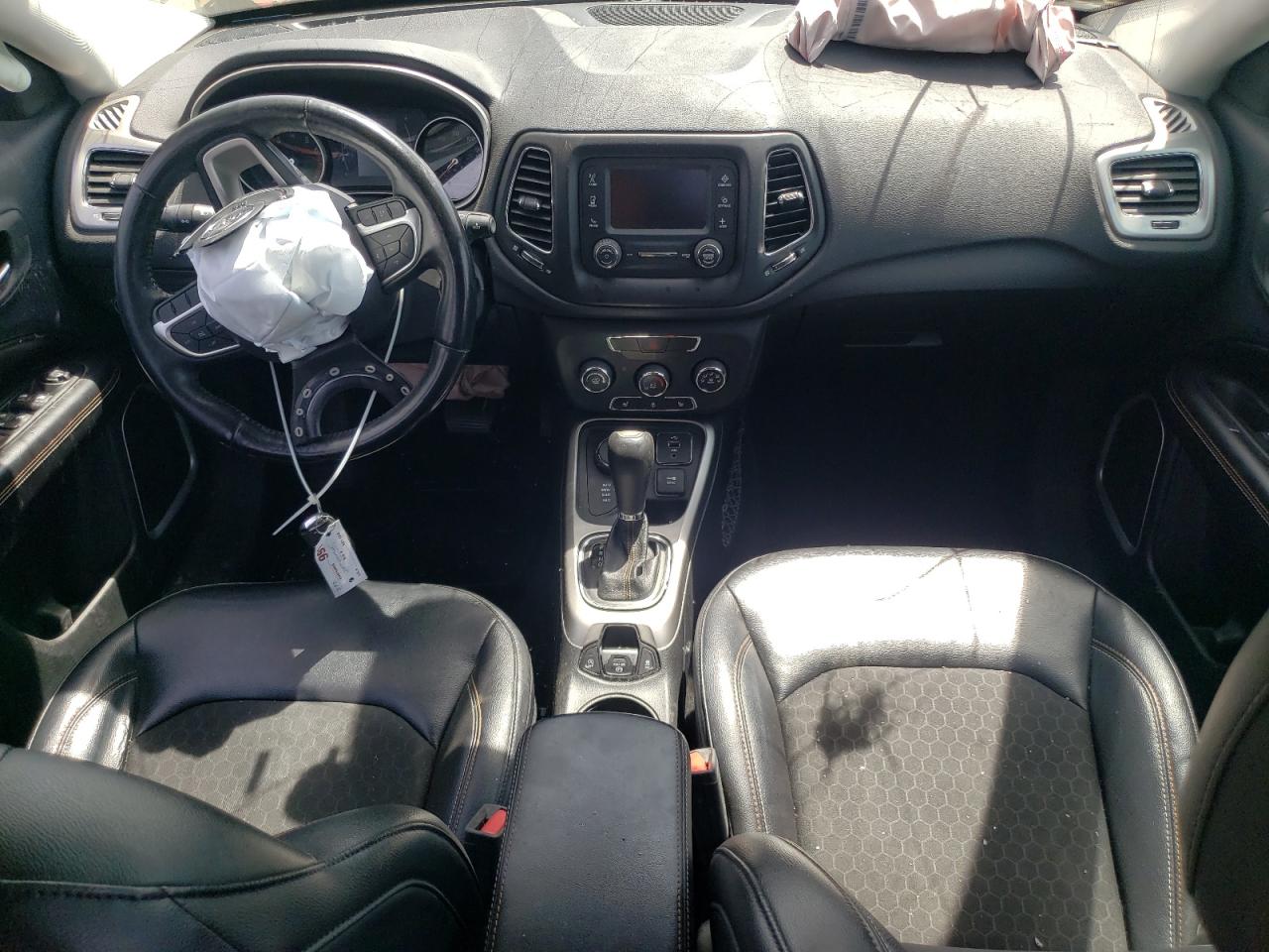 3C4NJDBBXHT631541 2017 Jeep Compass Latitude