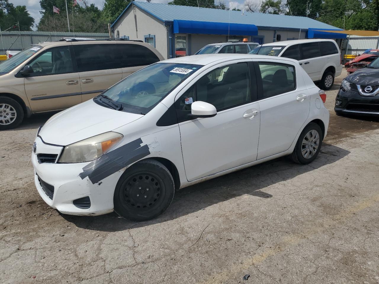 JTDKTUD37ED581427 2014 Toyota Yaris