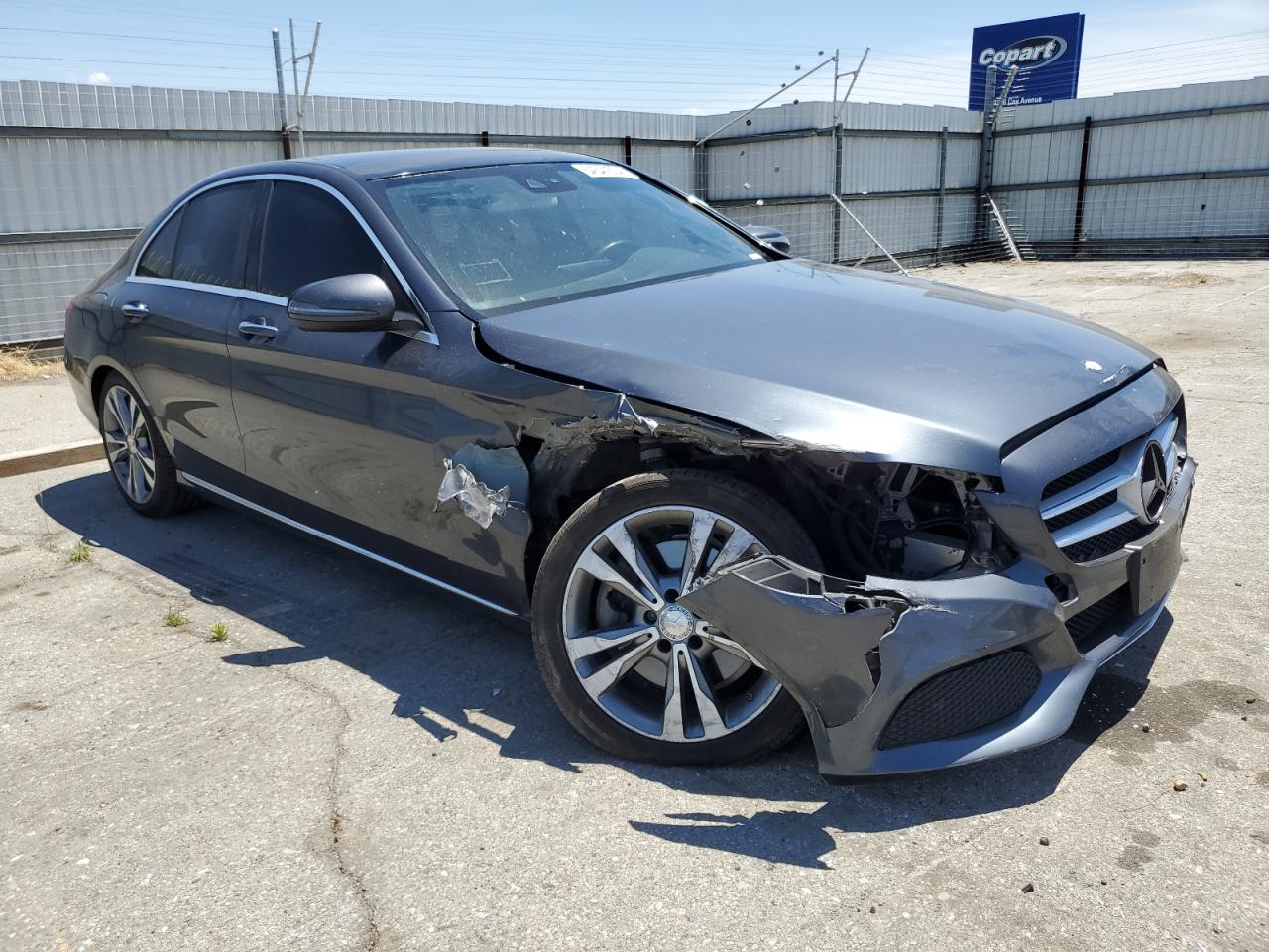 55SWF4JB6GU127555 2016 Mercedes-Benz C 300