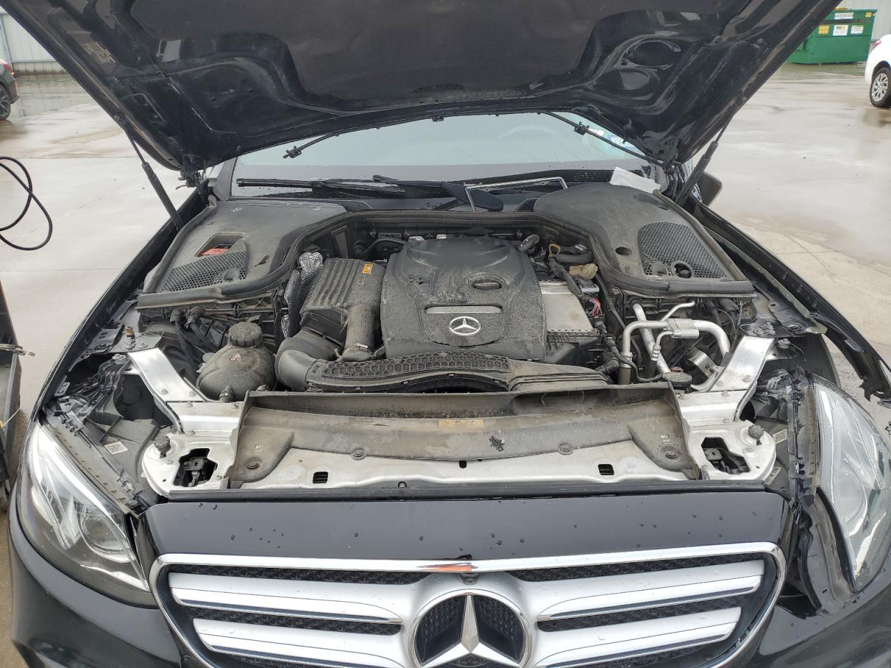 WDDZF4JB1KA582237 2019 Mercedes-Benz E 300