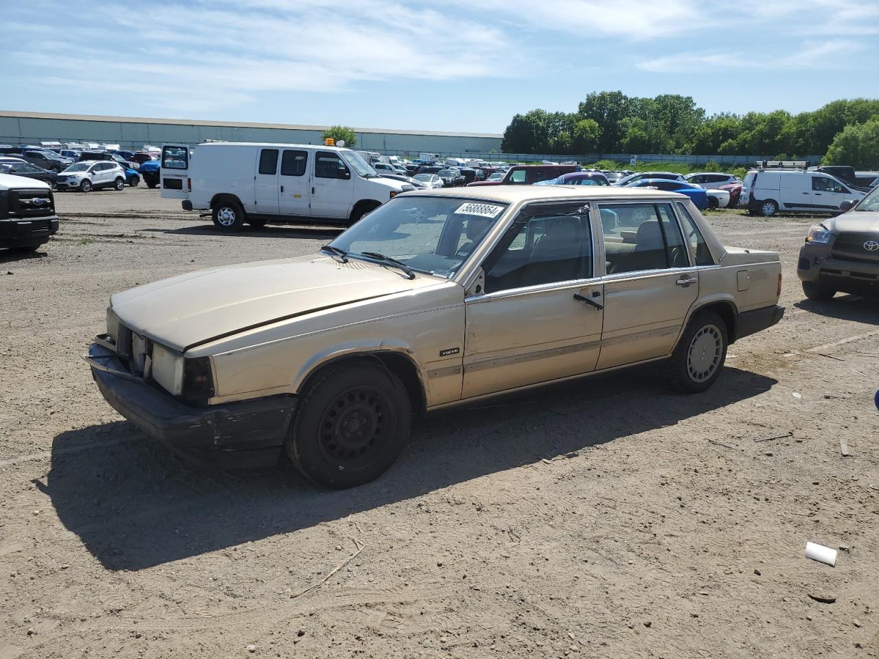 YV1FA8843L2470328 1990 Volvo 740 Base