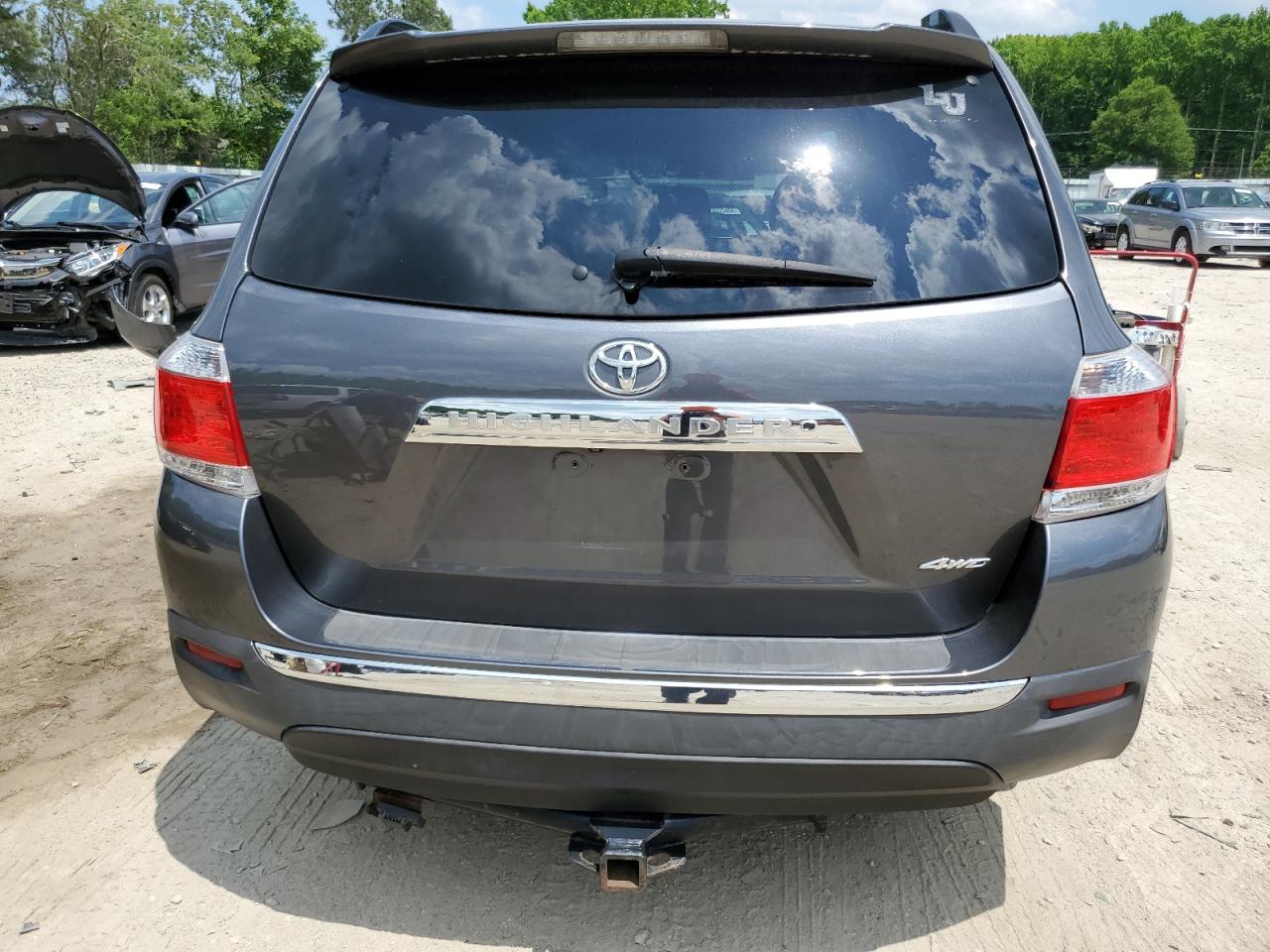 5TDDK3EH1DS175789 2013 Toyota Highlander Limited