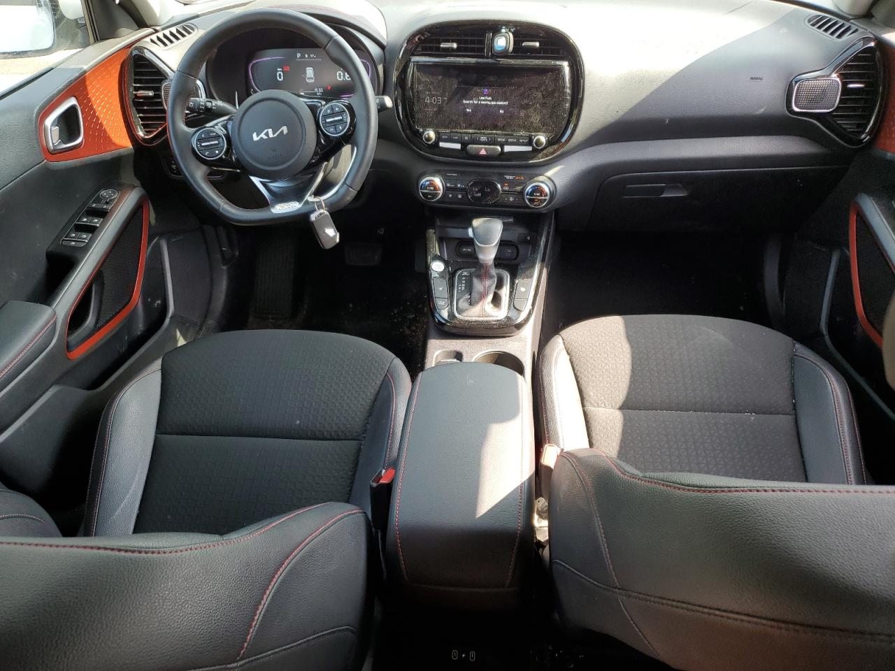 KNDJ53AU8P7860416 2023 Kia Soul Gt Line