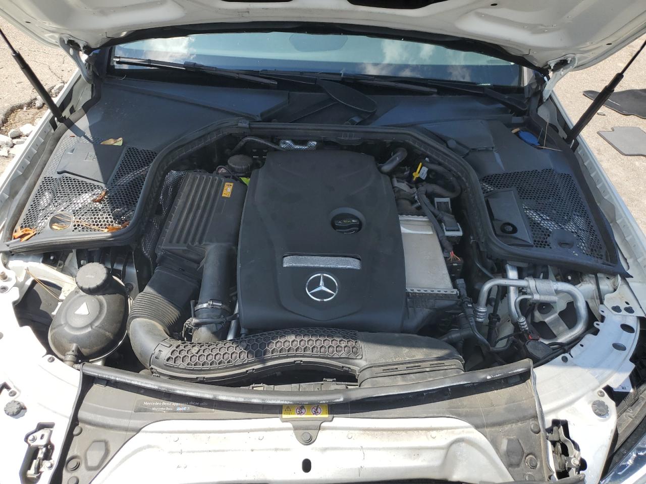 55SWF4KB3HU197563 2017 Mercedes-Benz C 300 4Matic