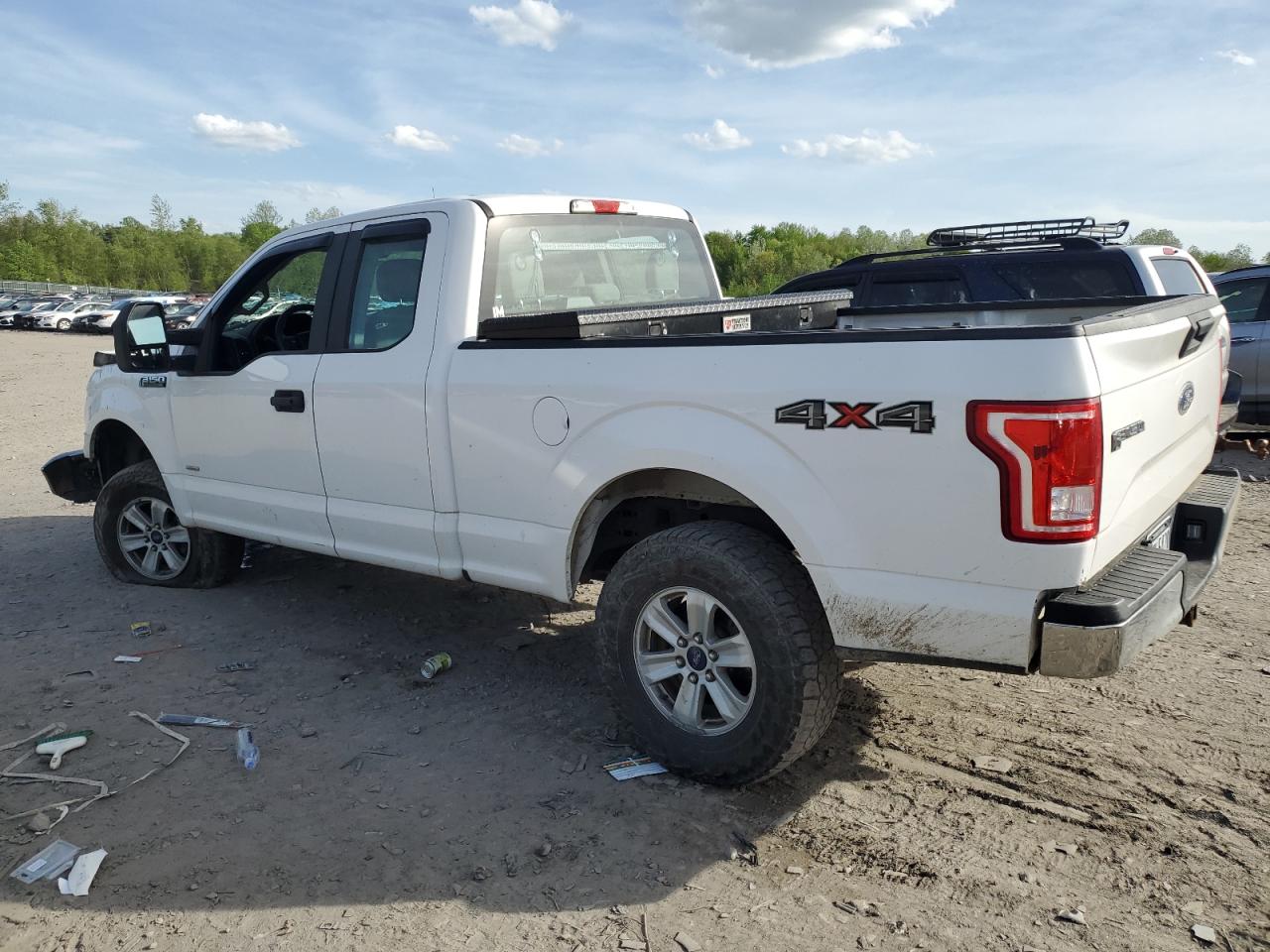 2015 Ford F150 Super Cab vin: 1FTEX1EP7FKF19525