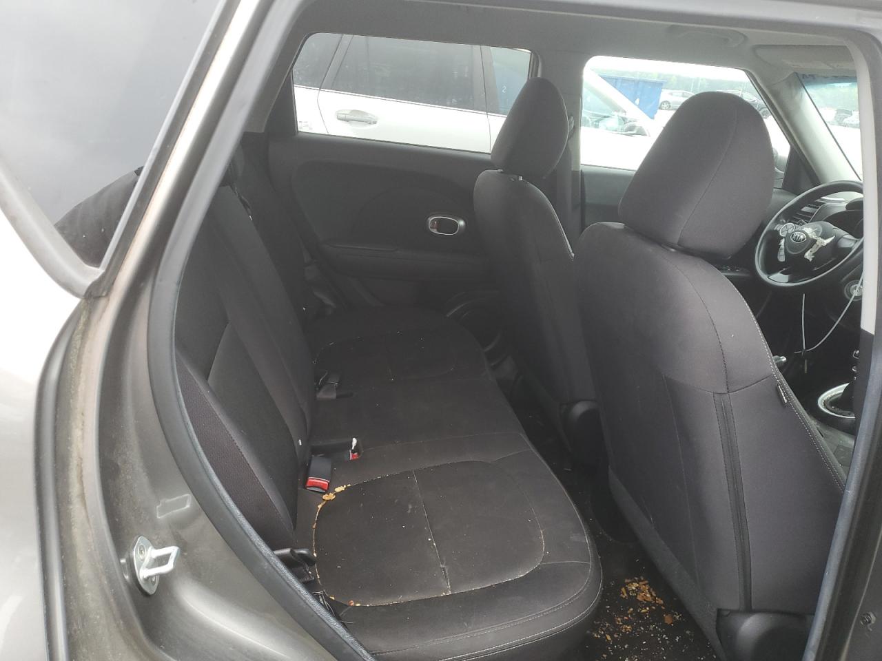 KNDJN2A2XF7128294 2015 Kia Soul
