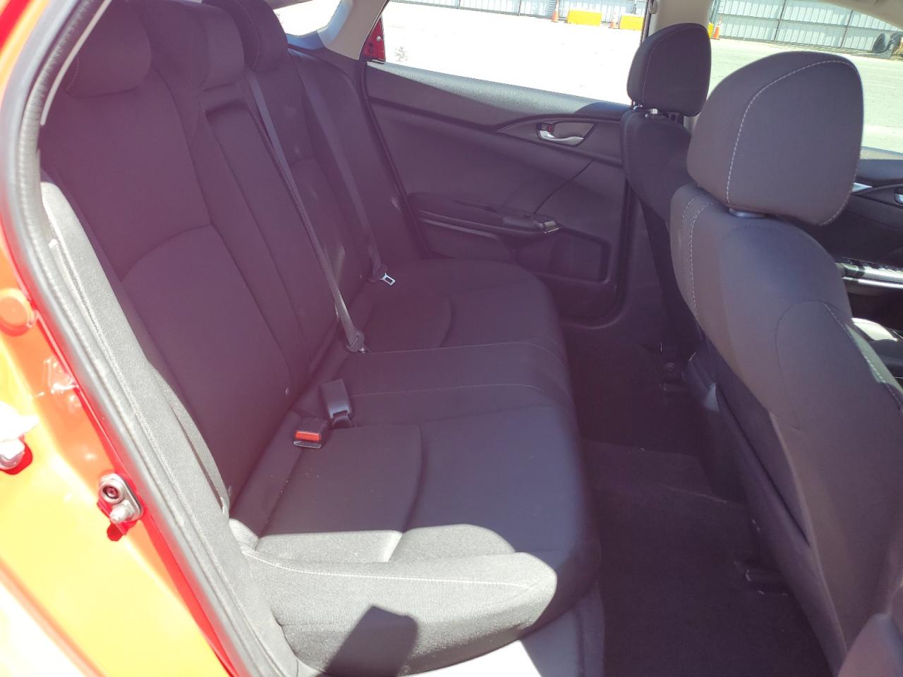 2HGFC2F7XJH500635 2018 Honda Civic Ex