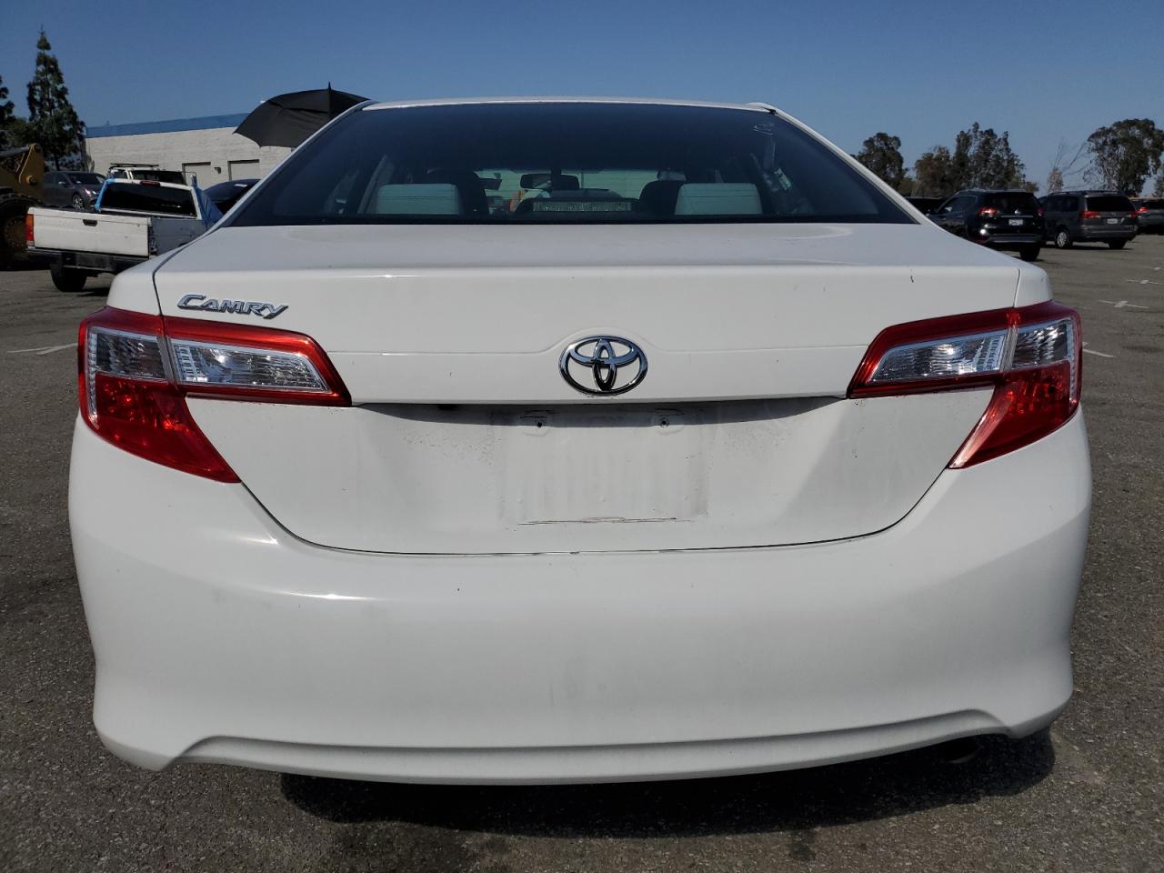 2014 Toyota Camry L vin: 4T1BF1FK7EU420341