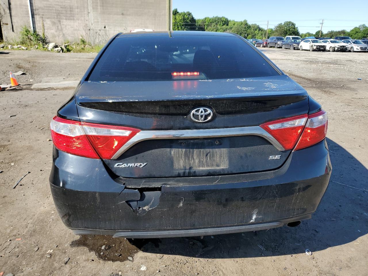 4T1BF1FK8FU077119 2015 Toyota Camry Le