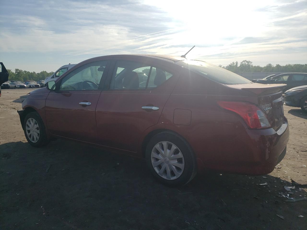 3N1CN7AP0JL819665 2018 Nissan Versa S