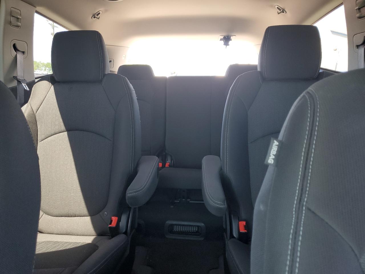 1GNKVGKD9FJ196419 2015 Chevrolet Traverse Lt