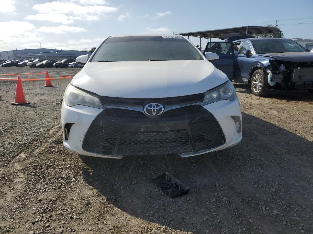 Lot #2569918283 2016 TOYOTA CAMRY LE