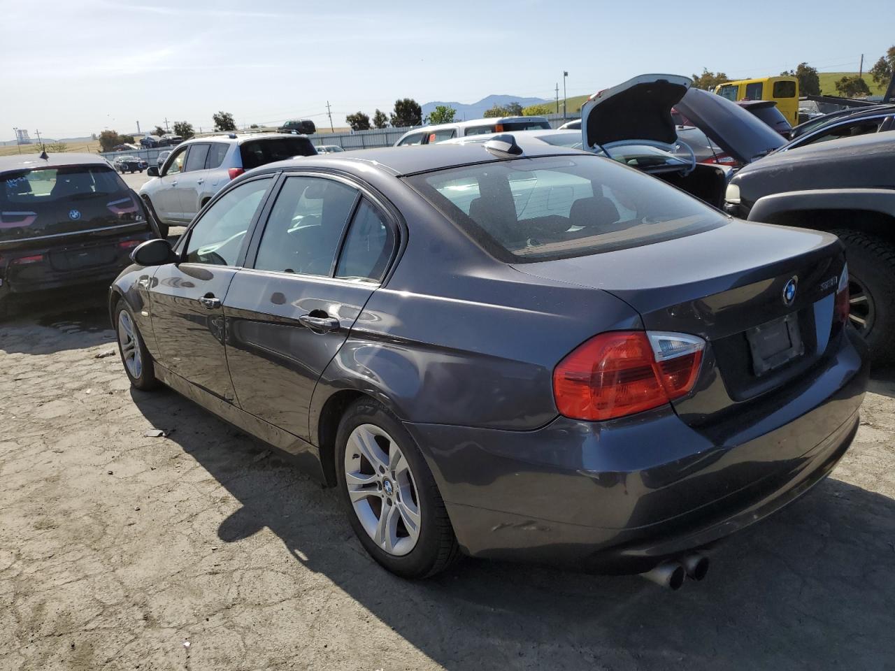 WBAVA37578NL55152 2008 BMW 328 I