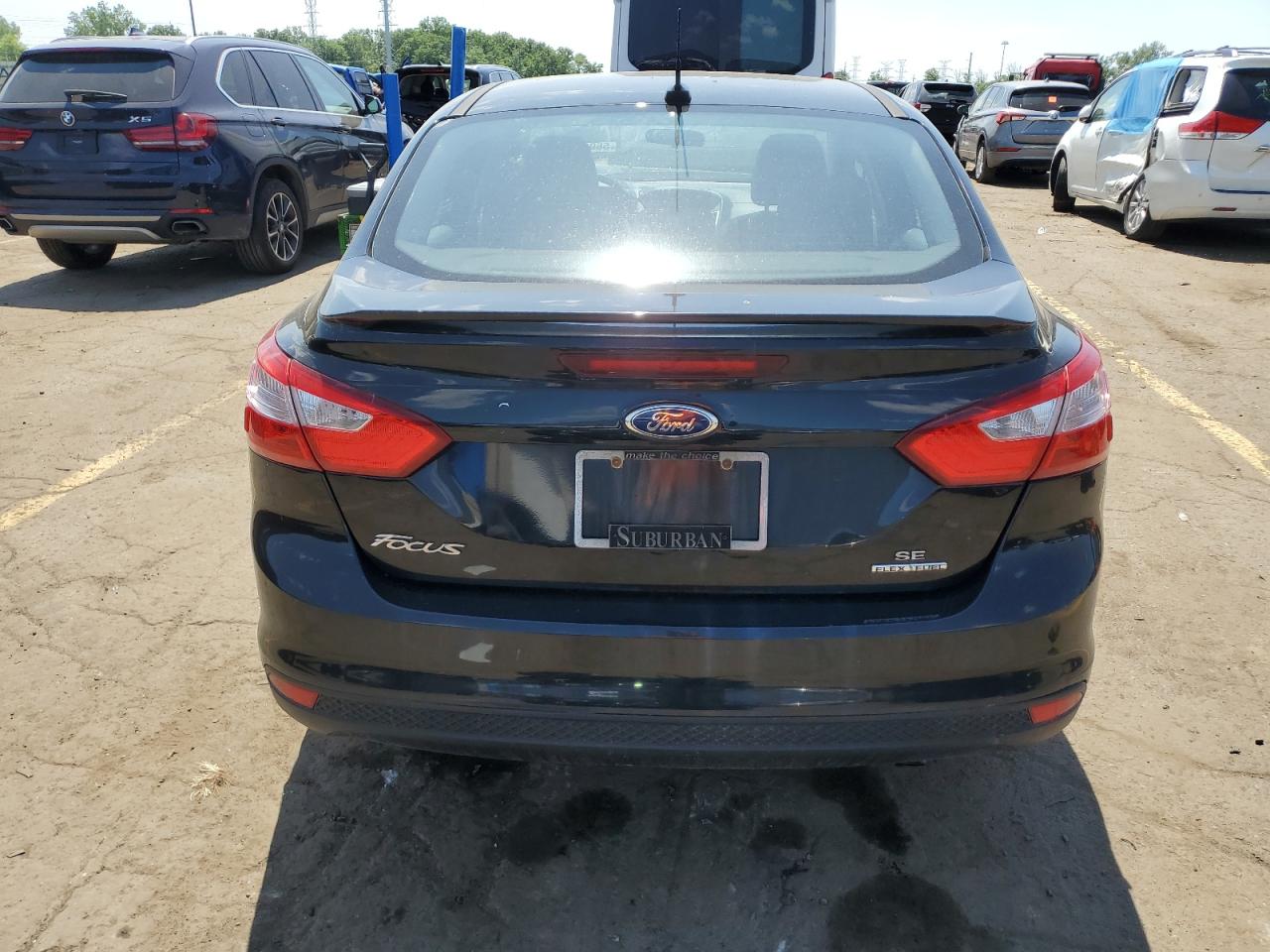 1FADP3F2XEL389698 2014 Ford Focus Se